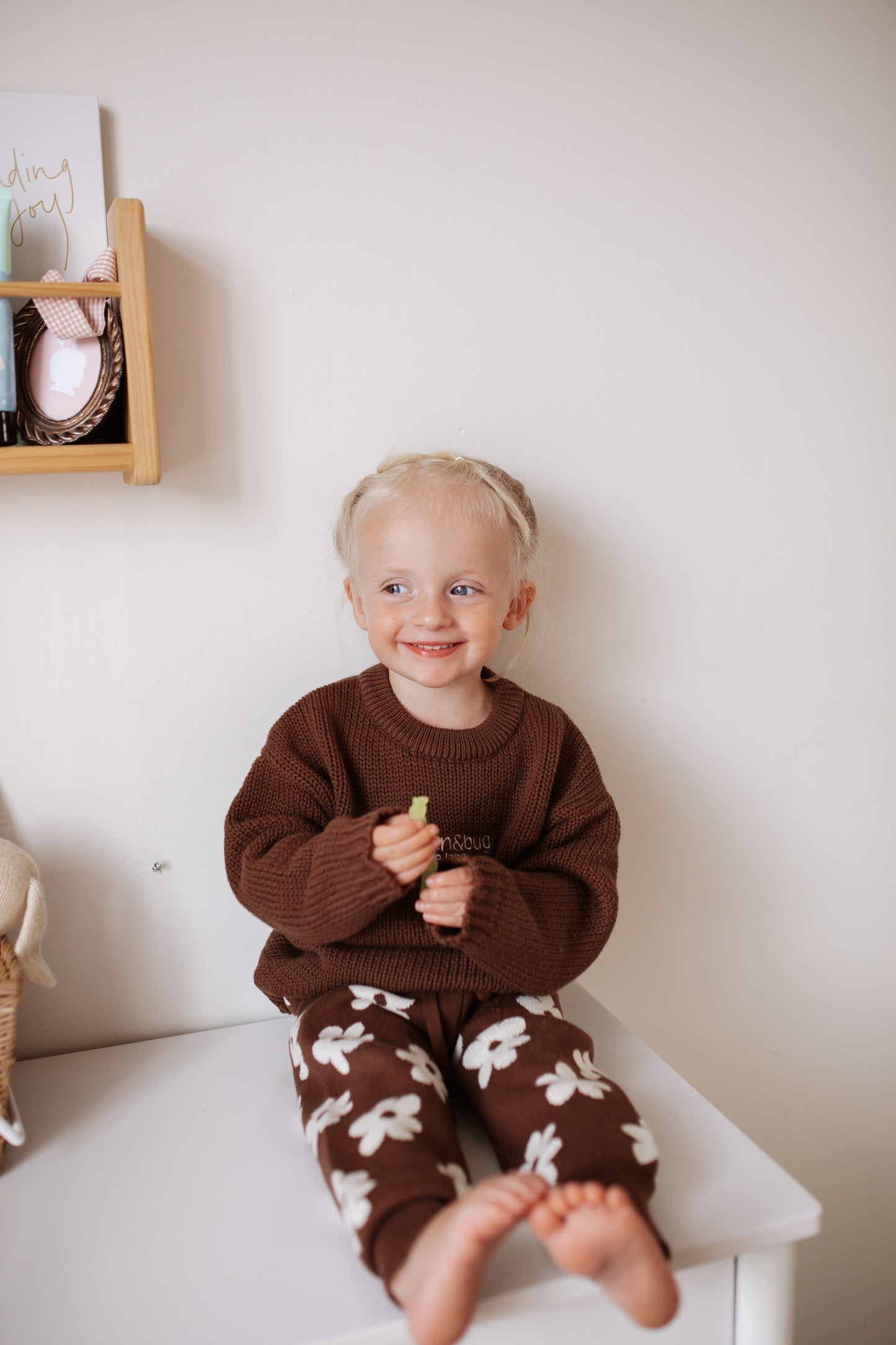 Cocoa Scalloped Knit Jumper | Winter Presale